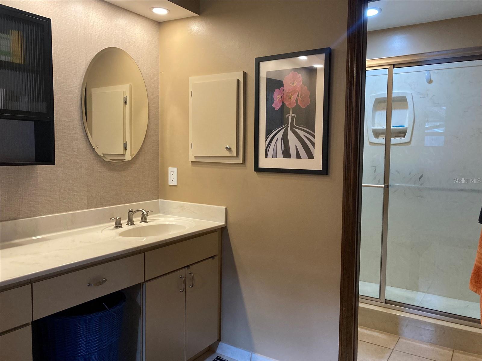 Image 32 of 81 For 6800 18th Terrace Road