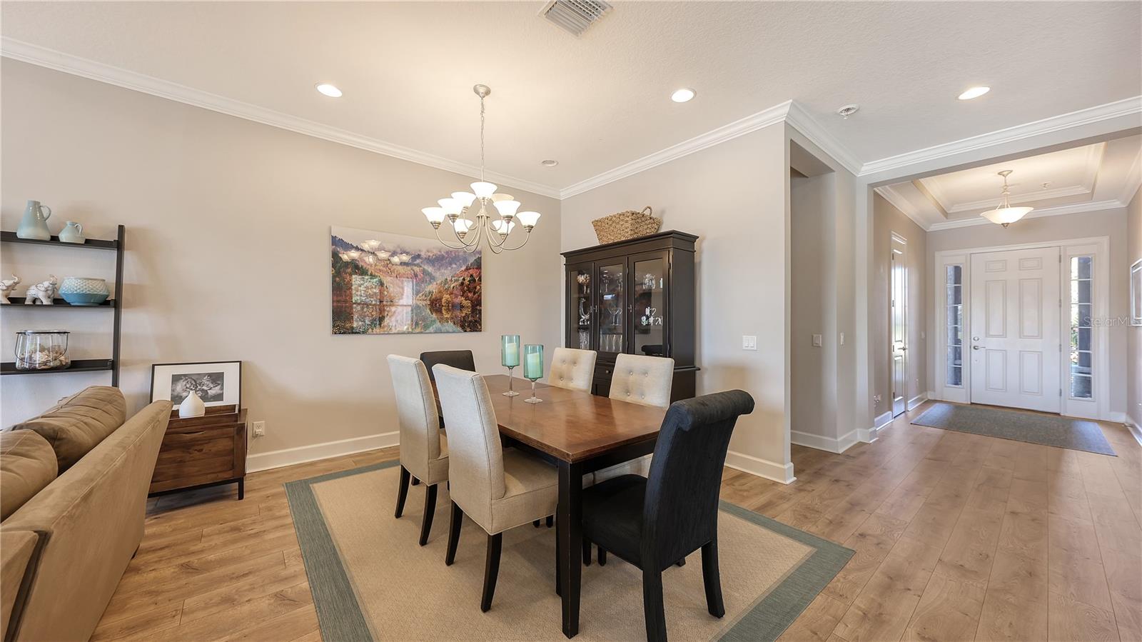 Listing photo id 9 for 13943 Messina Loop