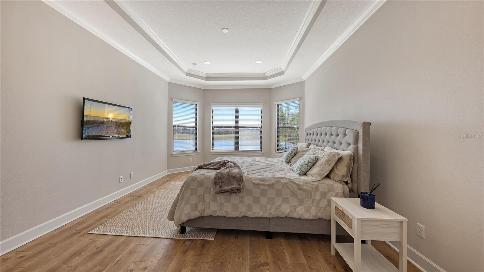 Listing photo id 24 for 13943 Messina Loop