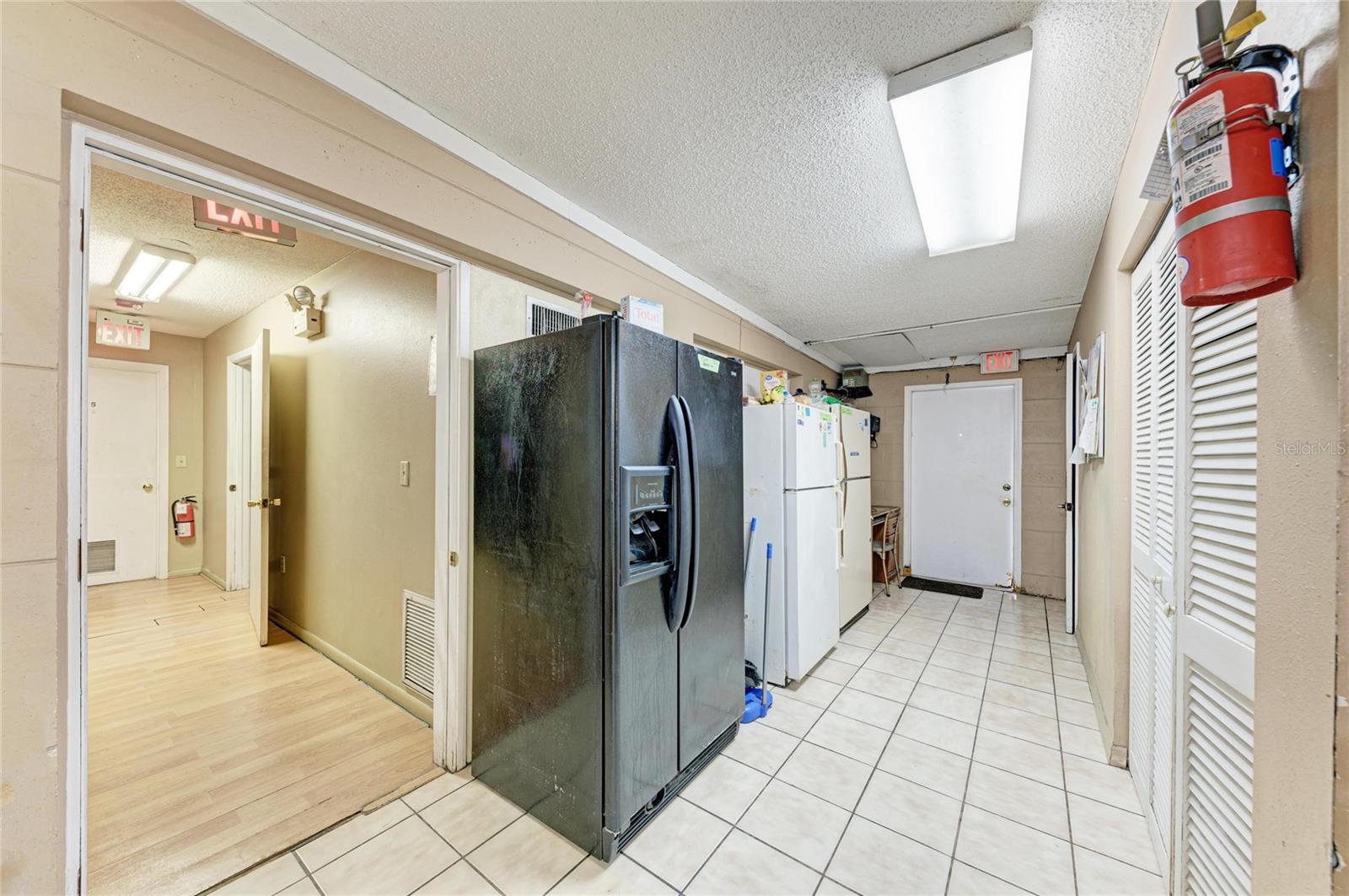 Image 11 of 49 For 1205 44th Avenue E