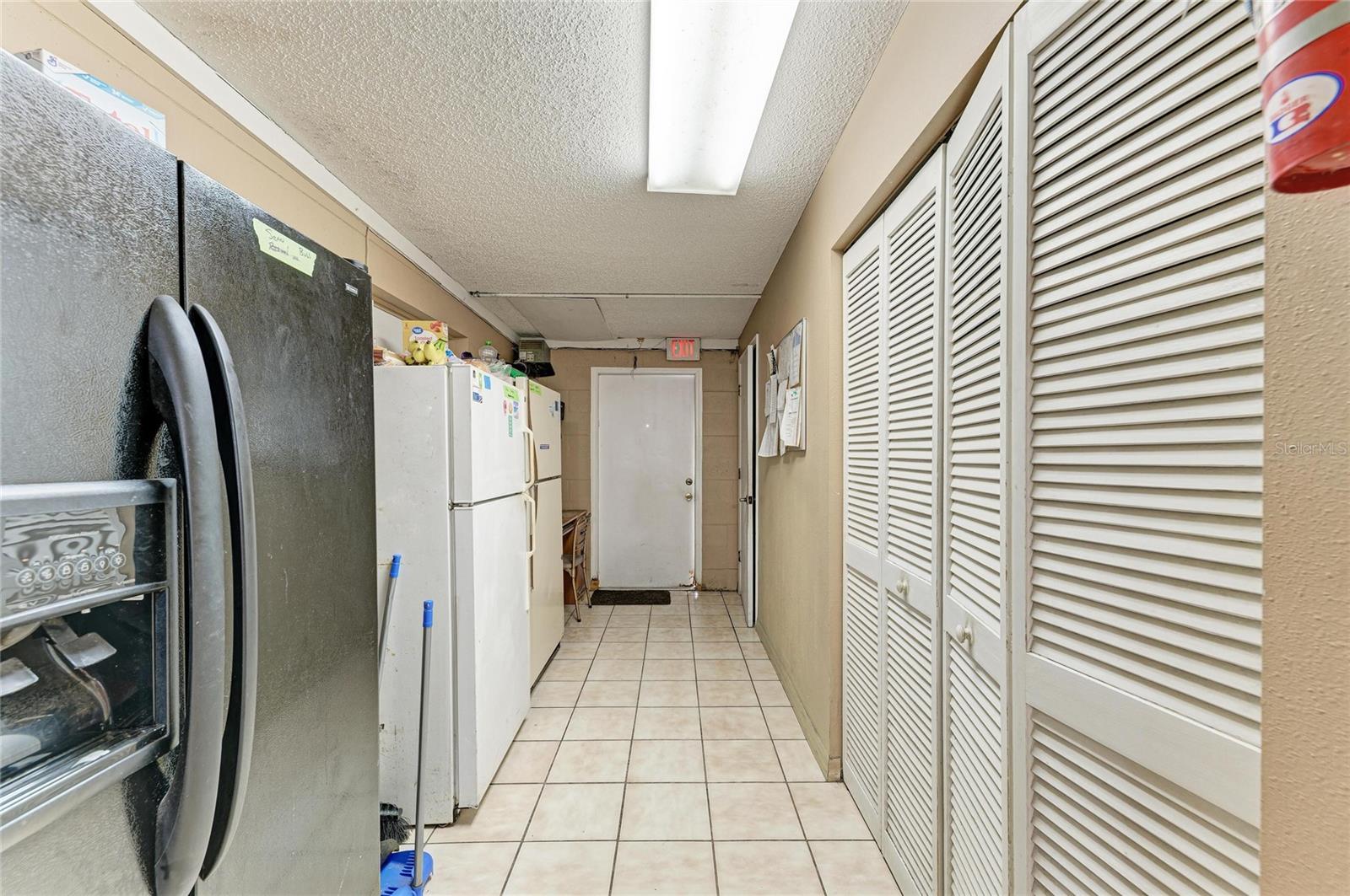 Image 12 of 49 For 1205 44th Avenue E