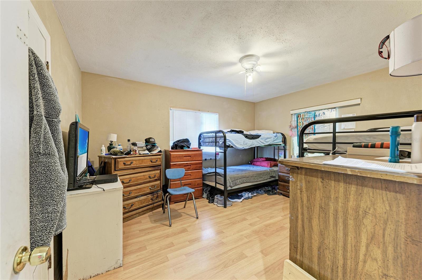 Image 23 of 49 For 1205 44th Avenue E