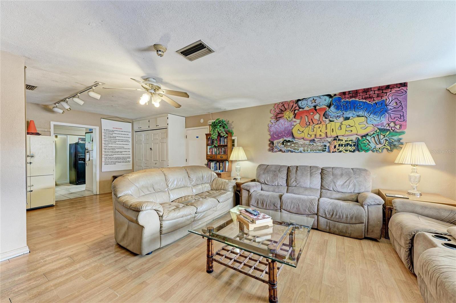 Image 9 of 49 For 1205 44th Avenue E