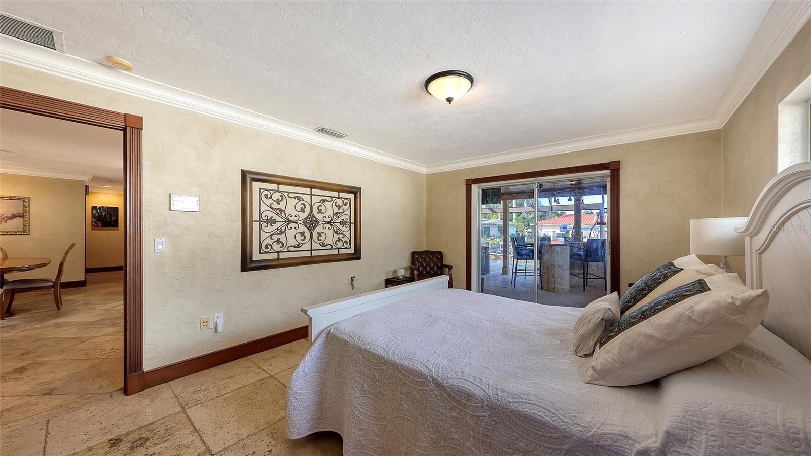 Image 15 of 86 For 4216 Plumosa Street W