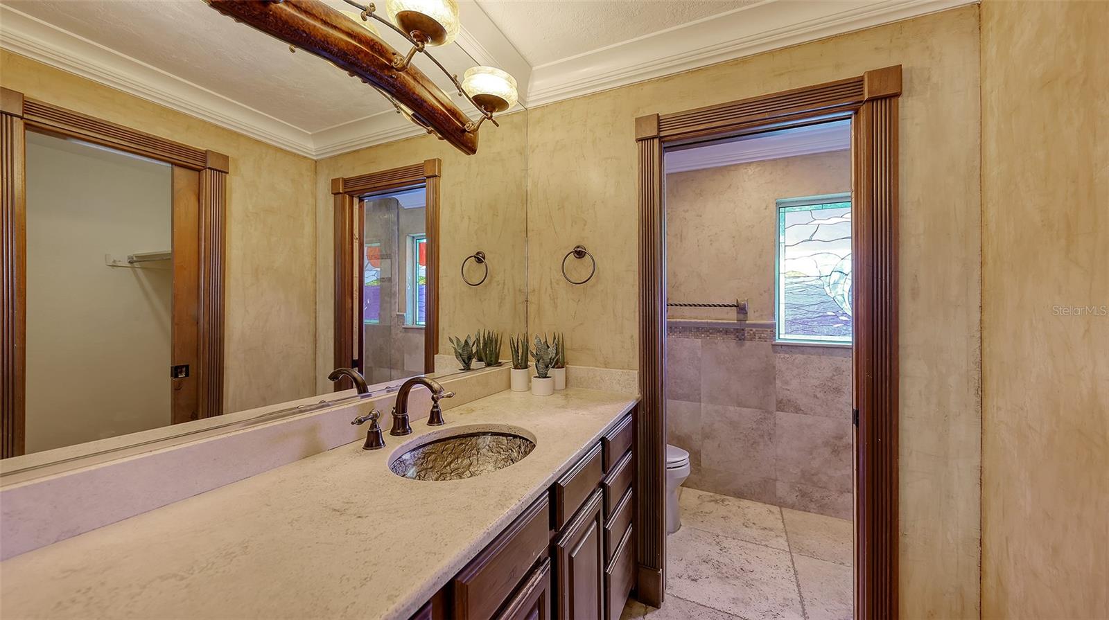 Image 17 of 86 For 4216 Plumosa Street W