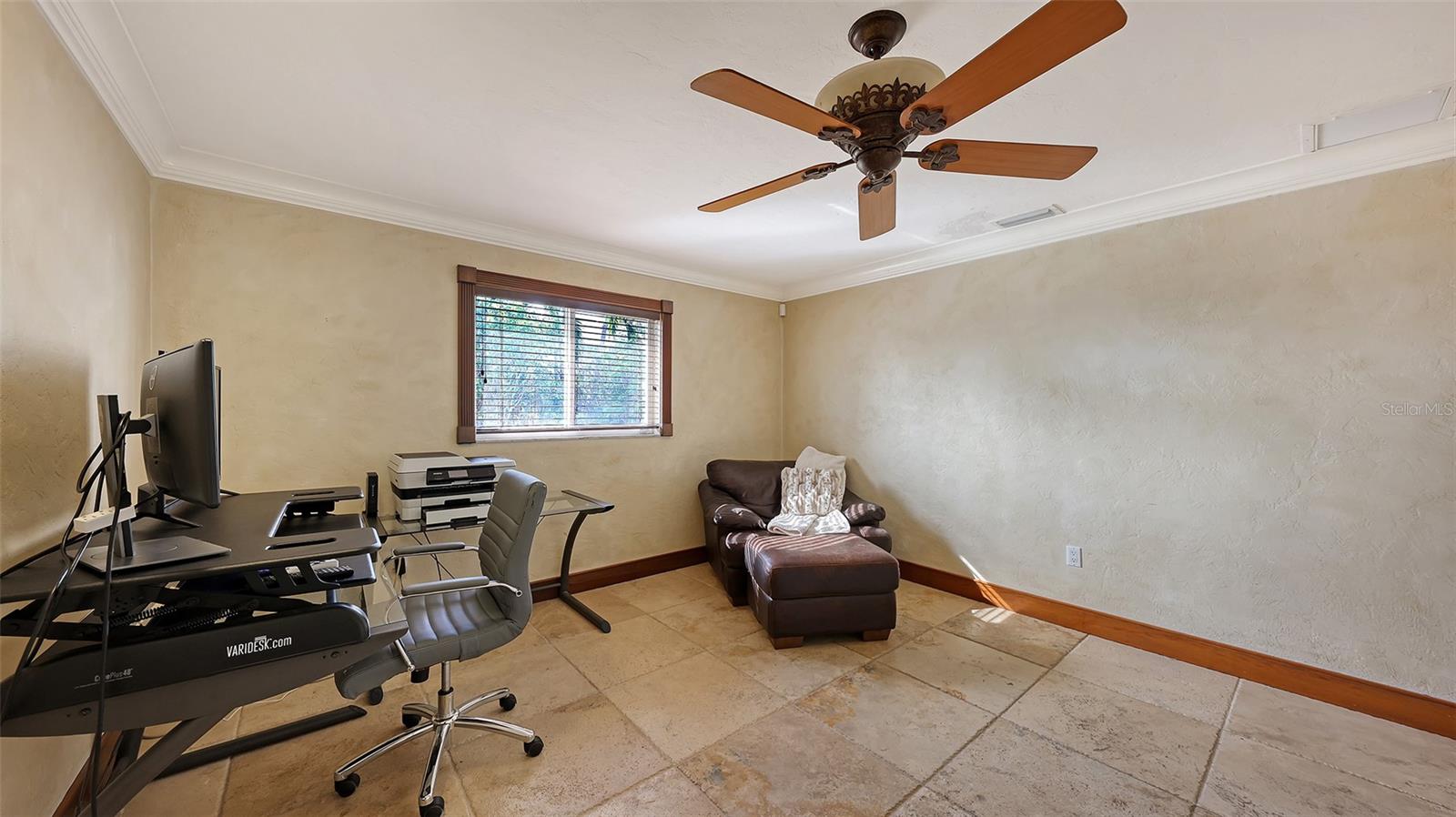 Image 19 of 86 For 4216 Plumosa Street W