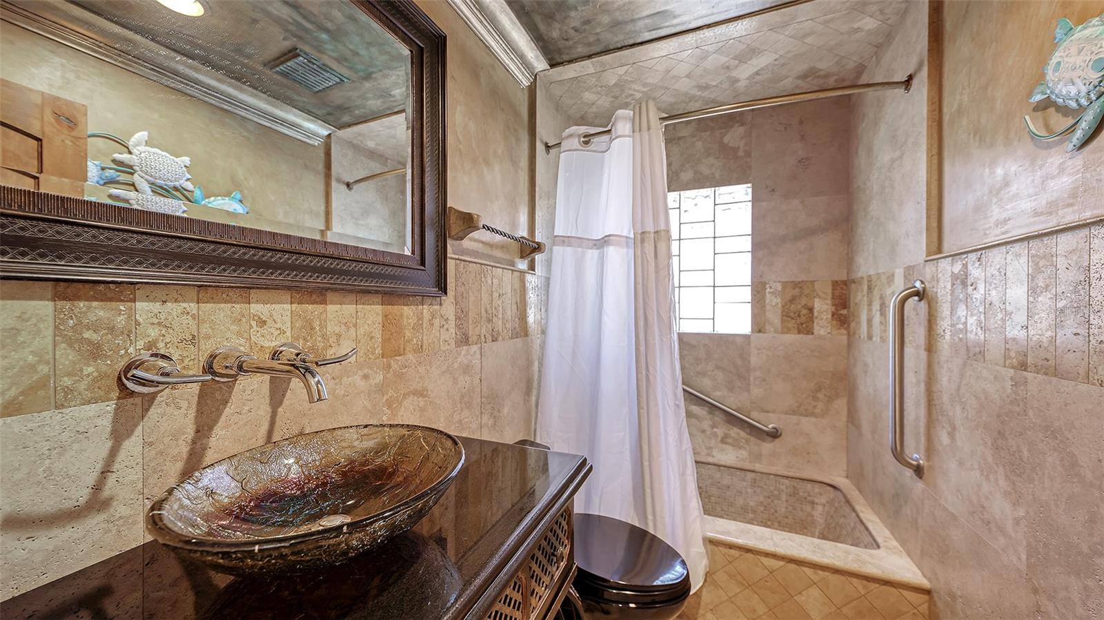 Image 25 of 86 For 4216 Plumosa Street W