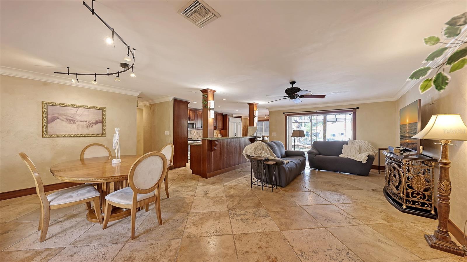 Image 5 of 86 For 4216 Plumosa Street W