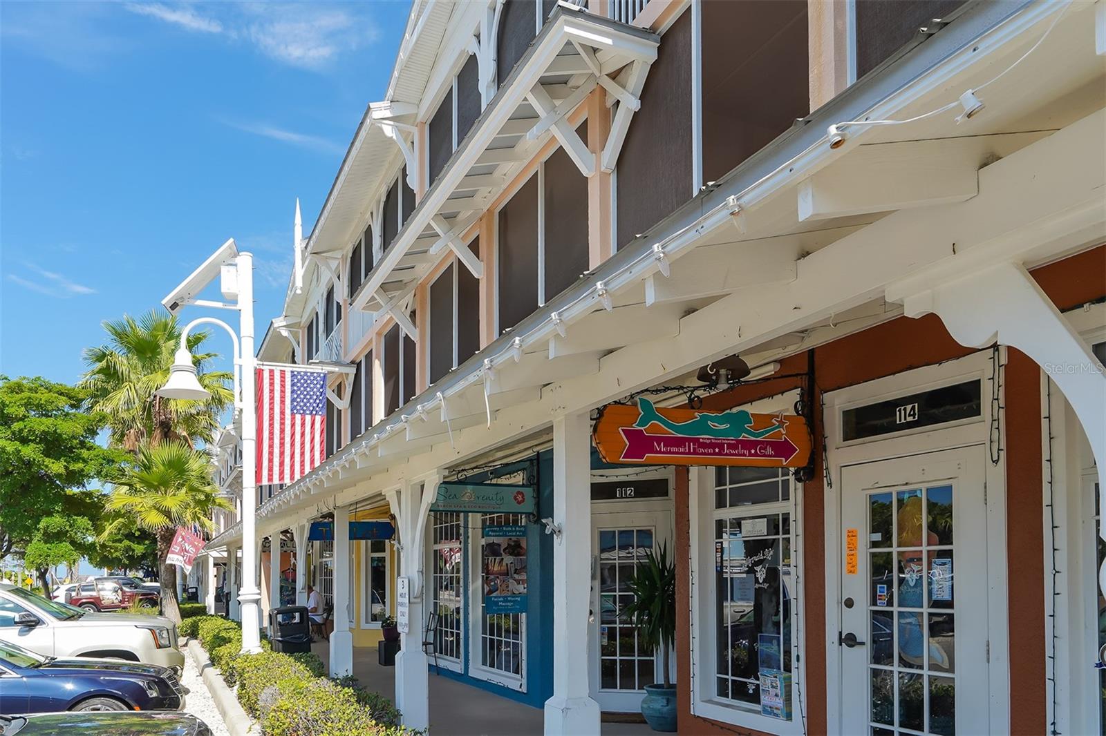 Image 59 of 86 For 4216 Plumosa Street W