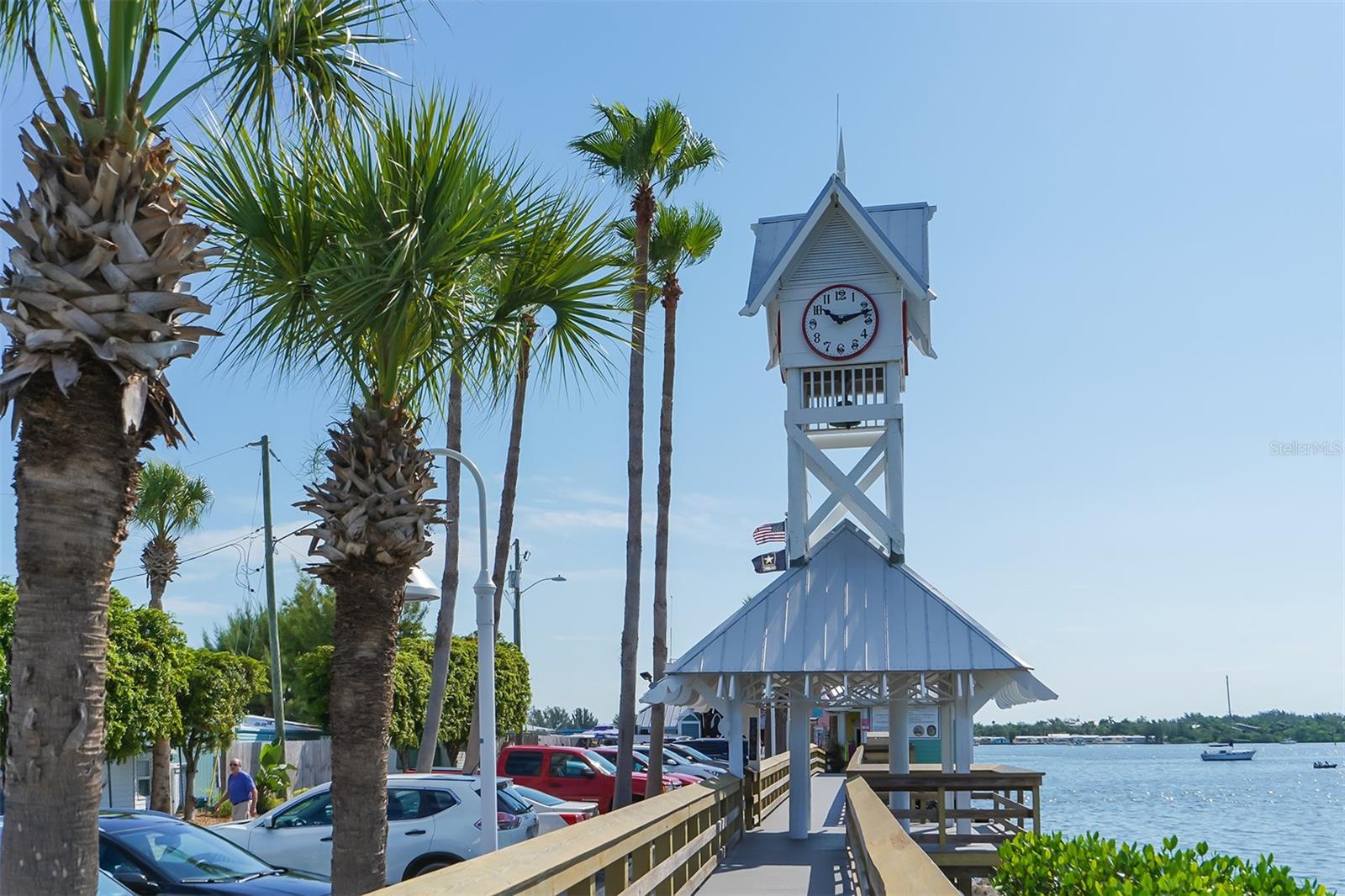 Image 76 of 86 For 4216 Plumosa Street W