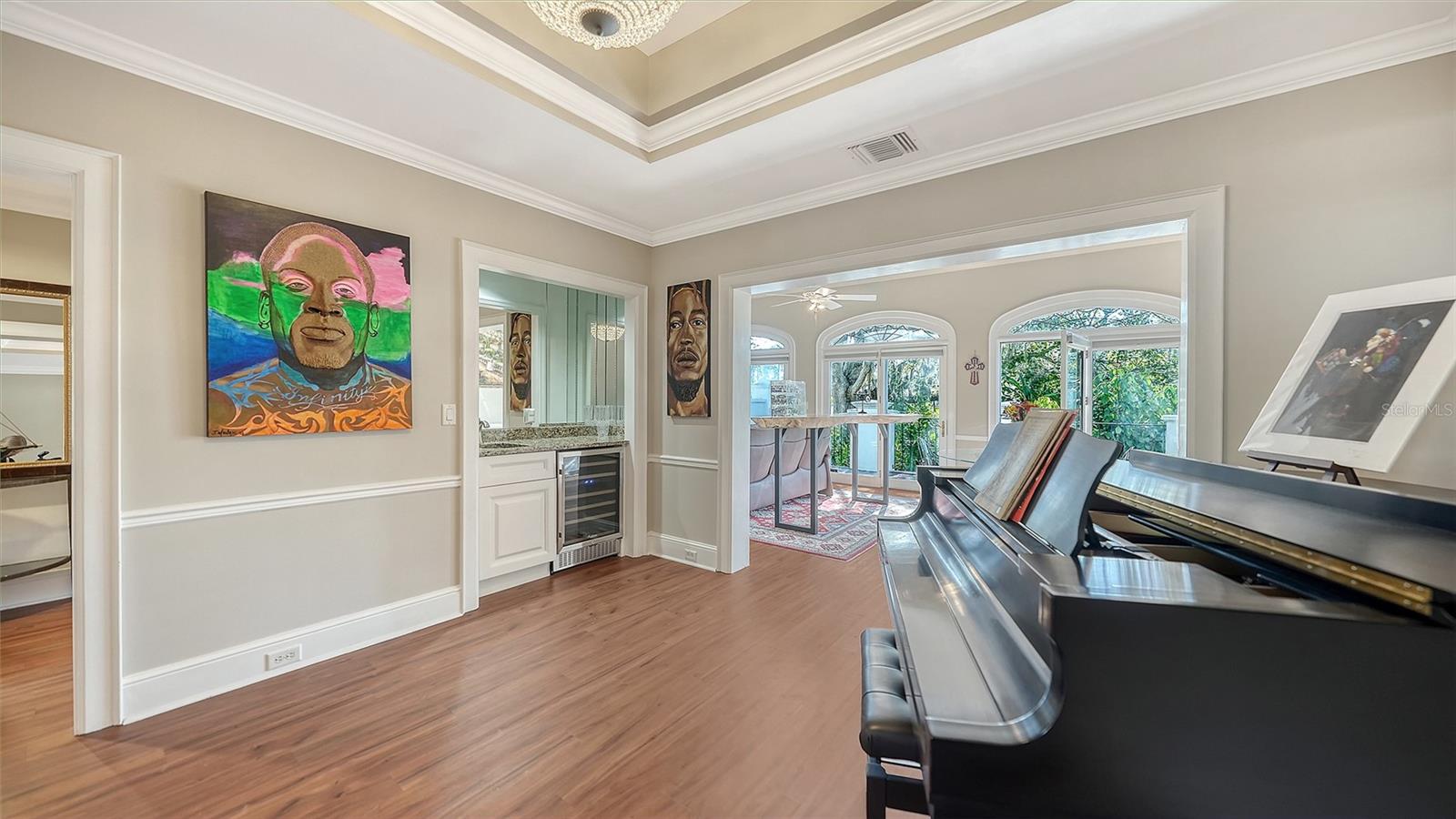 Image 11 of 86 For 57 Bishops Court Road 121