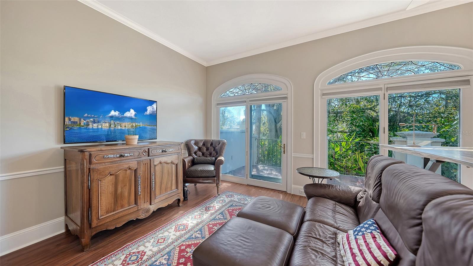 Image 19 of 86 For 57 Bishops Court Road 121