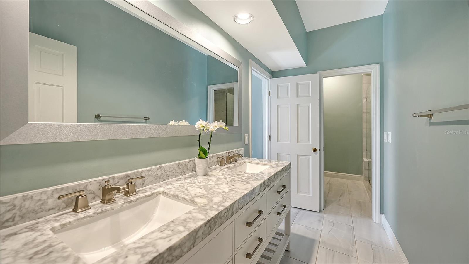 Image 33 of 86 For 57 Bishops Court Road 121