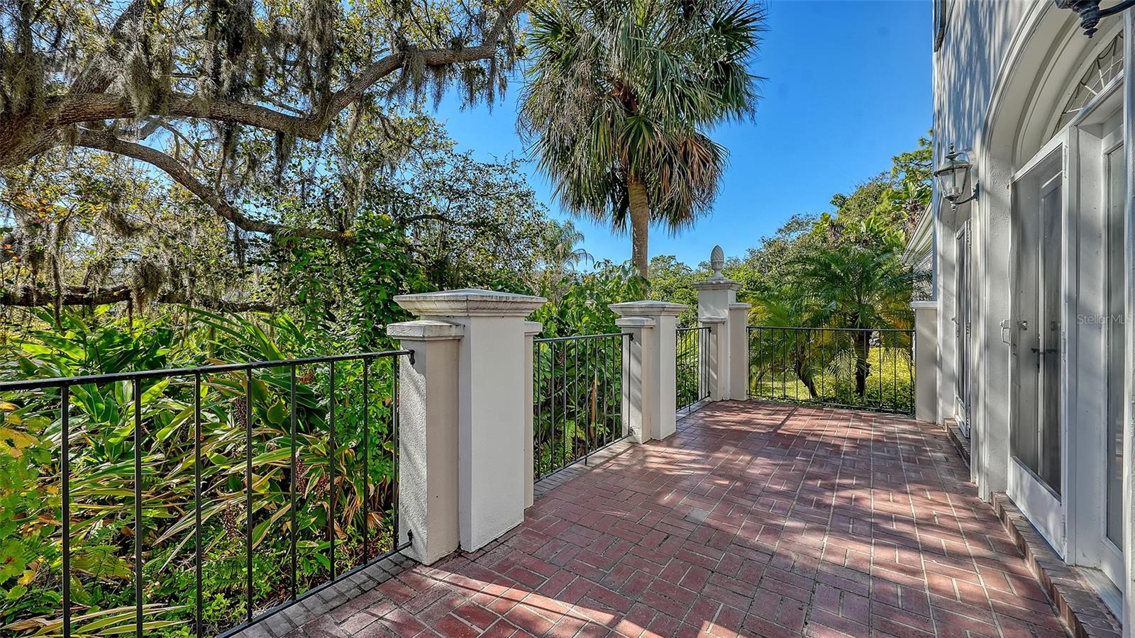 Image 45 of 86 For 57 Bishops Court Road 121