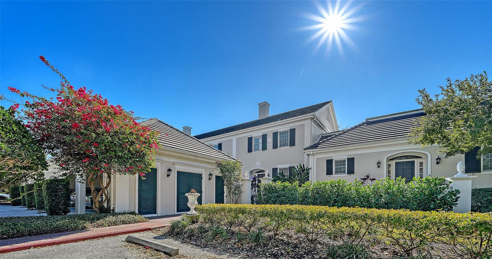 Image 47 of 86 For 57 Bishops Court Road 121