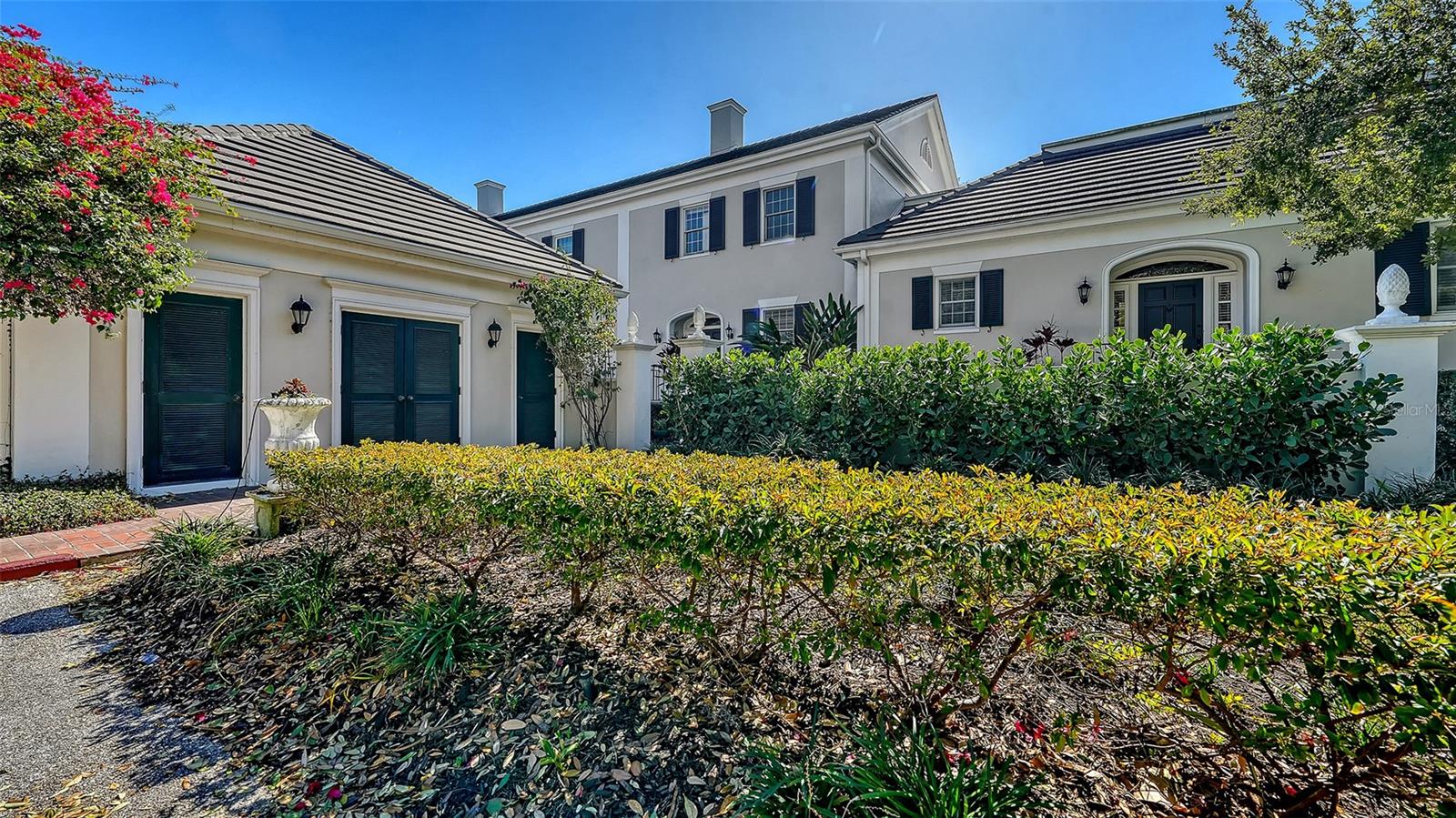 Image 48 of 86 For 57 Bishops Court Road 121