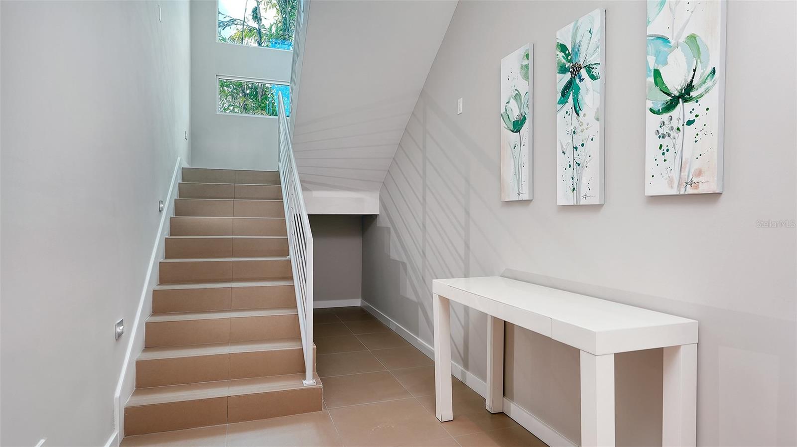 Image 11 of 100 For 160 Whittier Drive