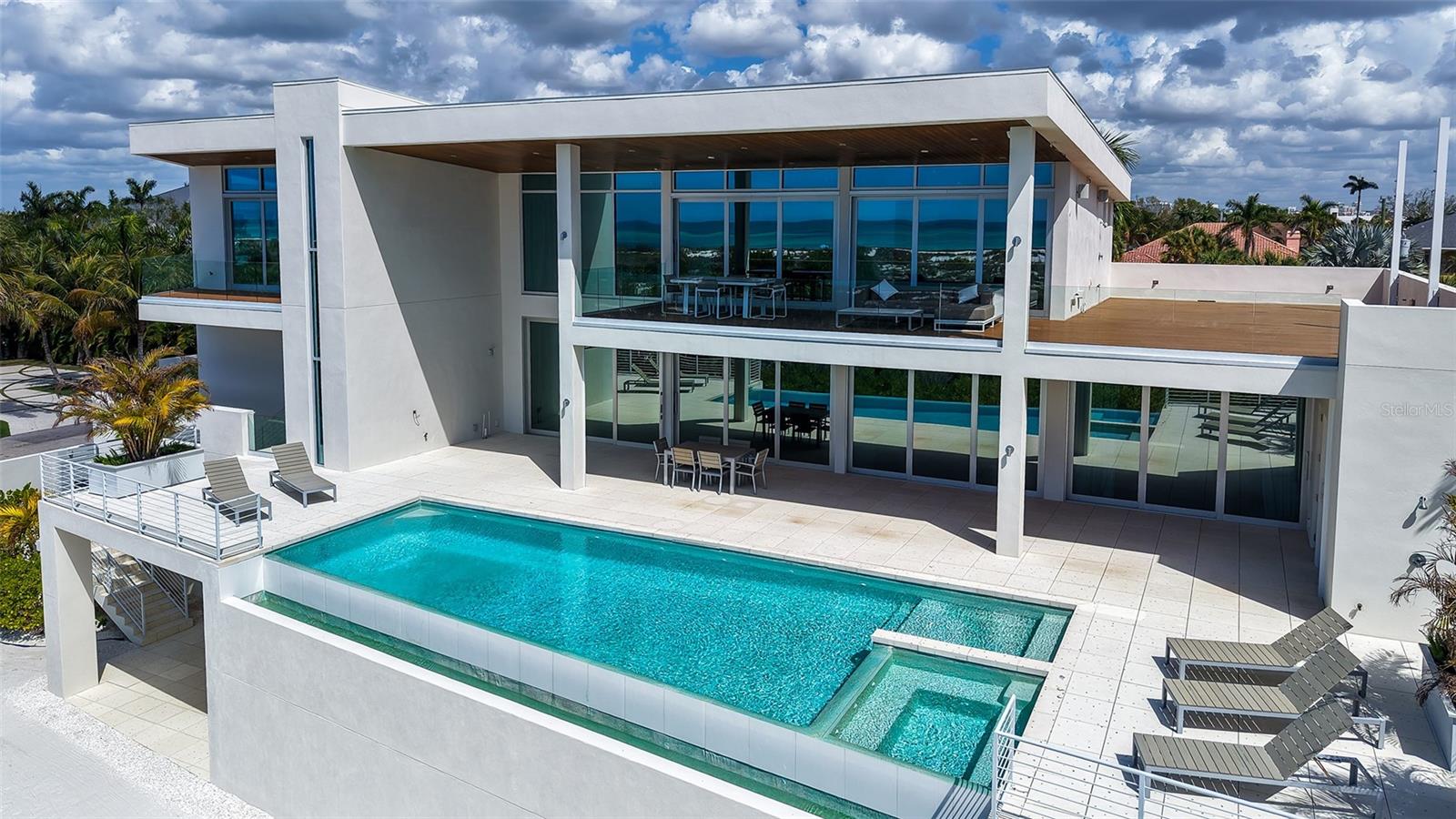 Image 2 of 100 For 160 Whittier Drive