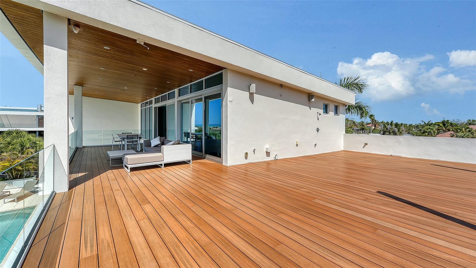 Image 63 of 100 For 160 Whittier Drive