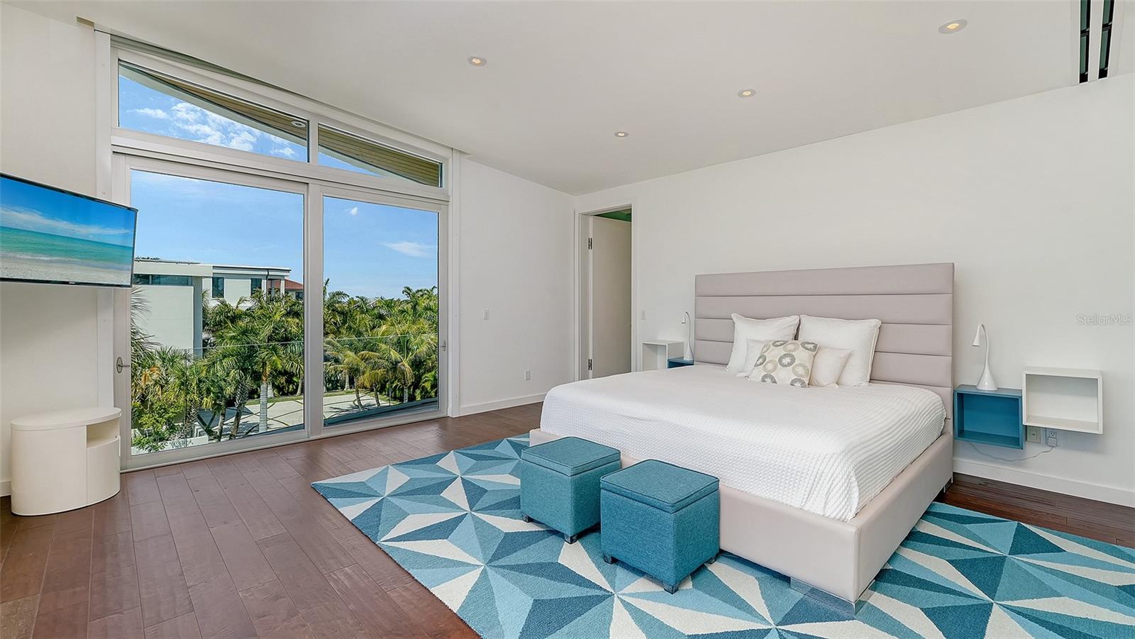 Image 67 of 100 For 160 Whittier Drive