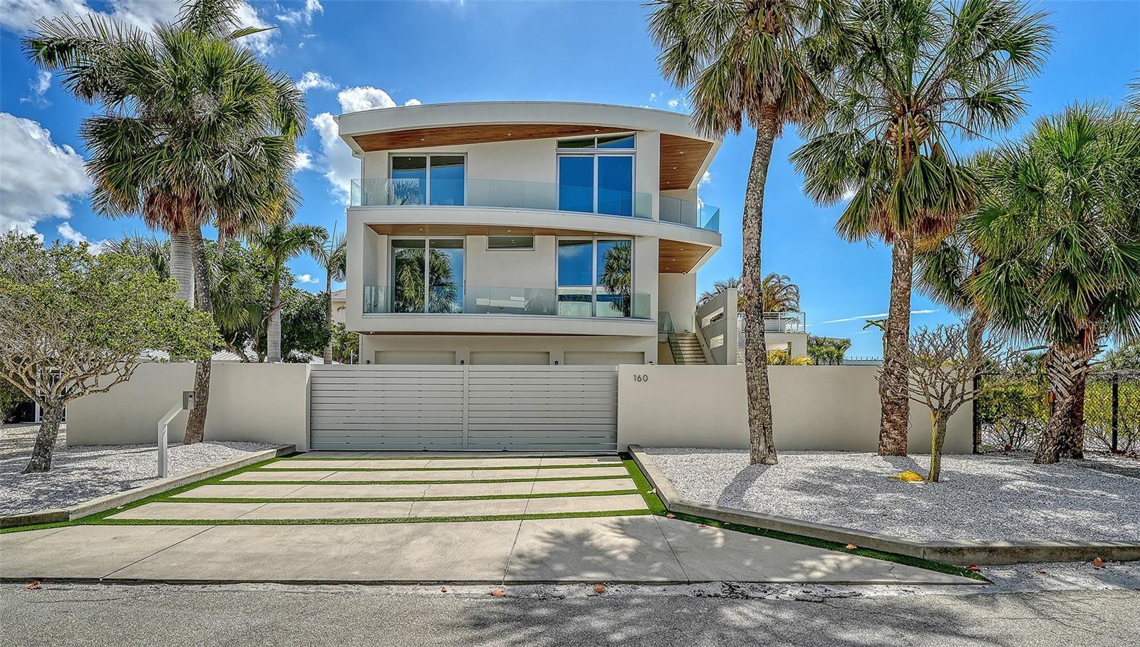 Image 8 of 100 For 160 Whittier Drive