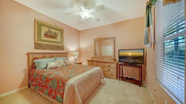 Image 24 of 65 For 9601 Castle Point Drive 815