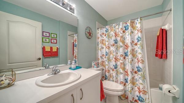 Image 26 of 65 For 9601 Castle Point Drive 815