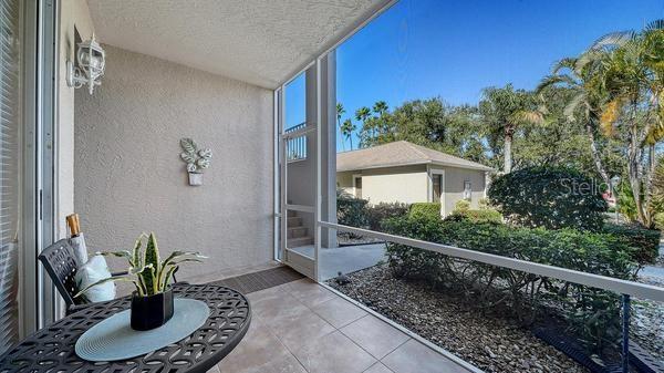 Image 5 of 65 For 9601 Castle Point Drive 815