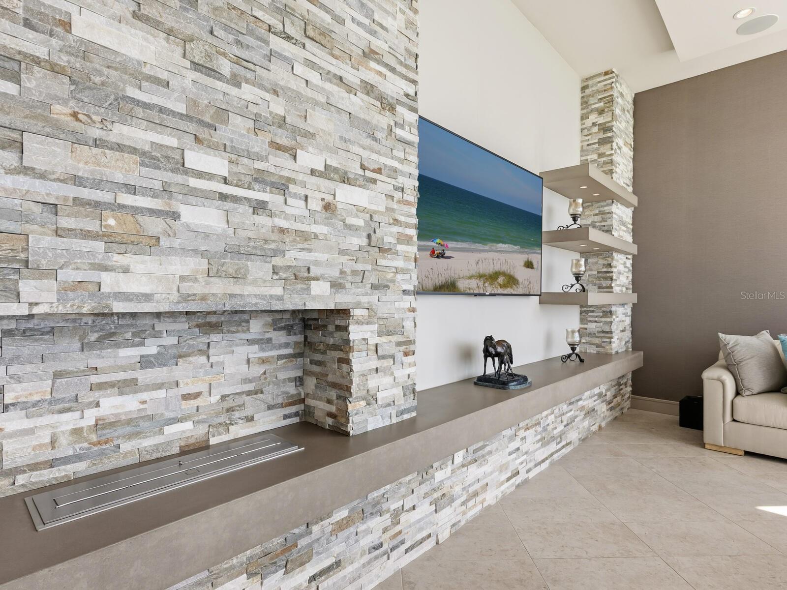 Image 12 of 53 For 655 Longboat Club Road 1ph