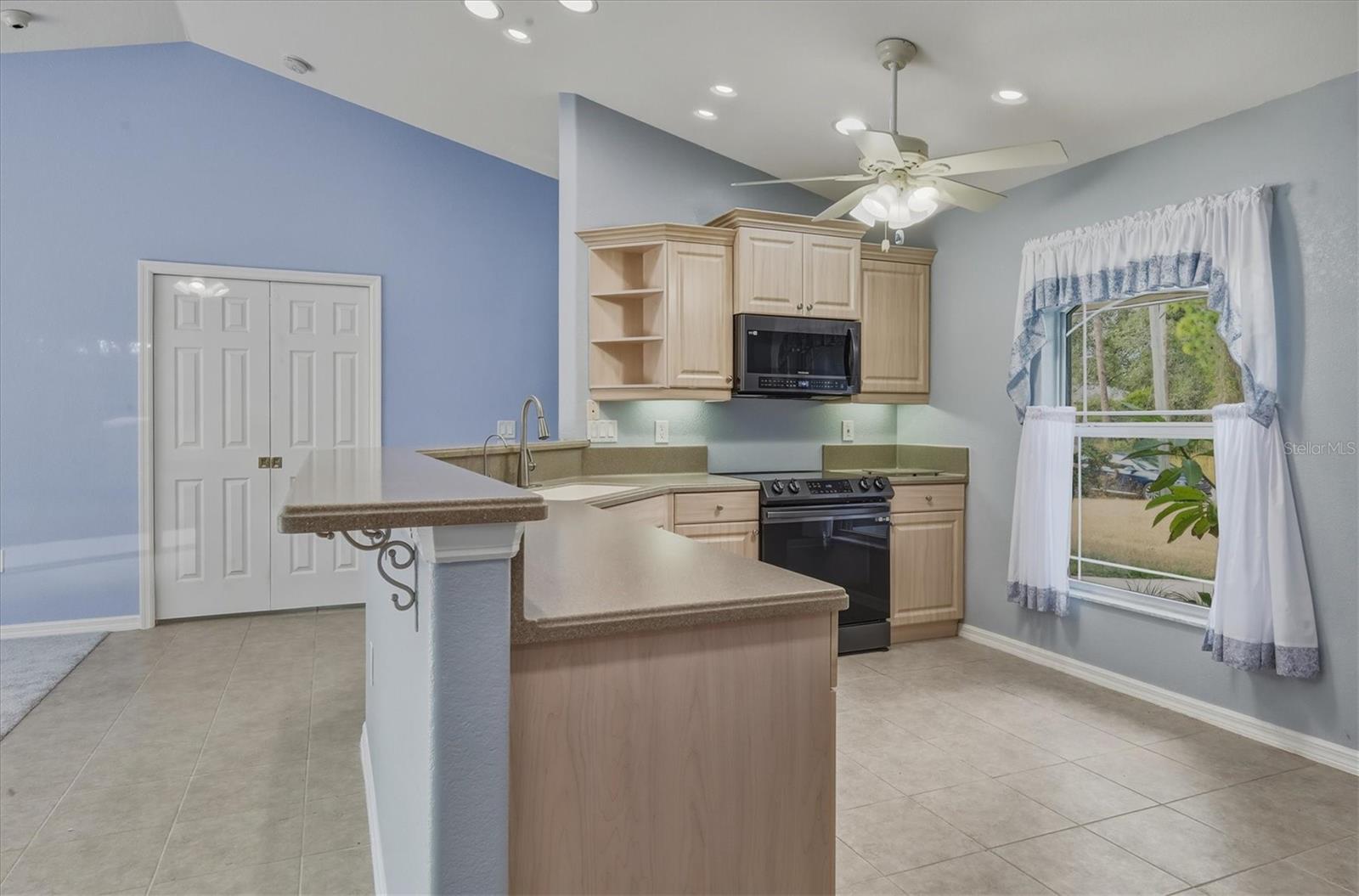 Image 12 of 30 For 3447 Nadasky Avenue