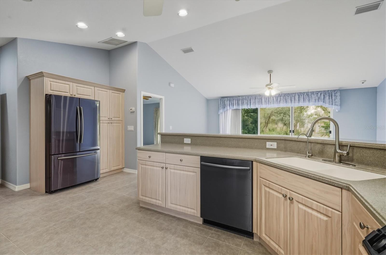 Image 13 of 30 For 3447 Nadasky Avenue