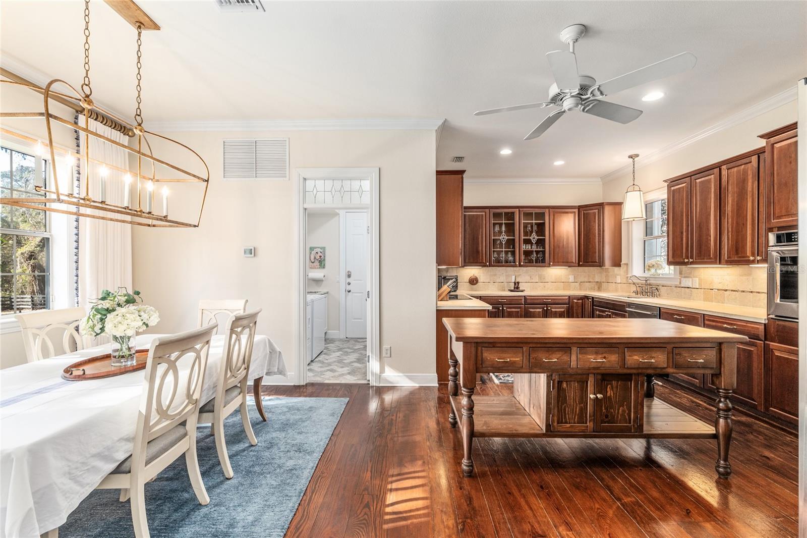 Image 13 of 70 For 33 Lake Wood Circle