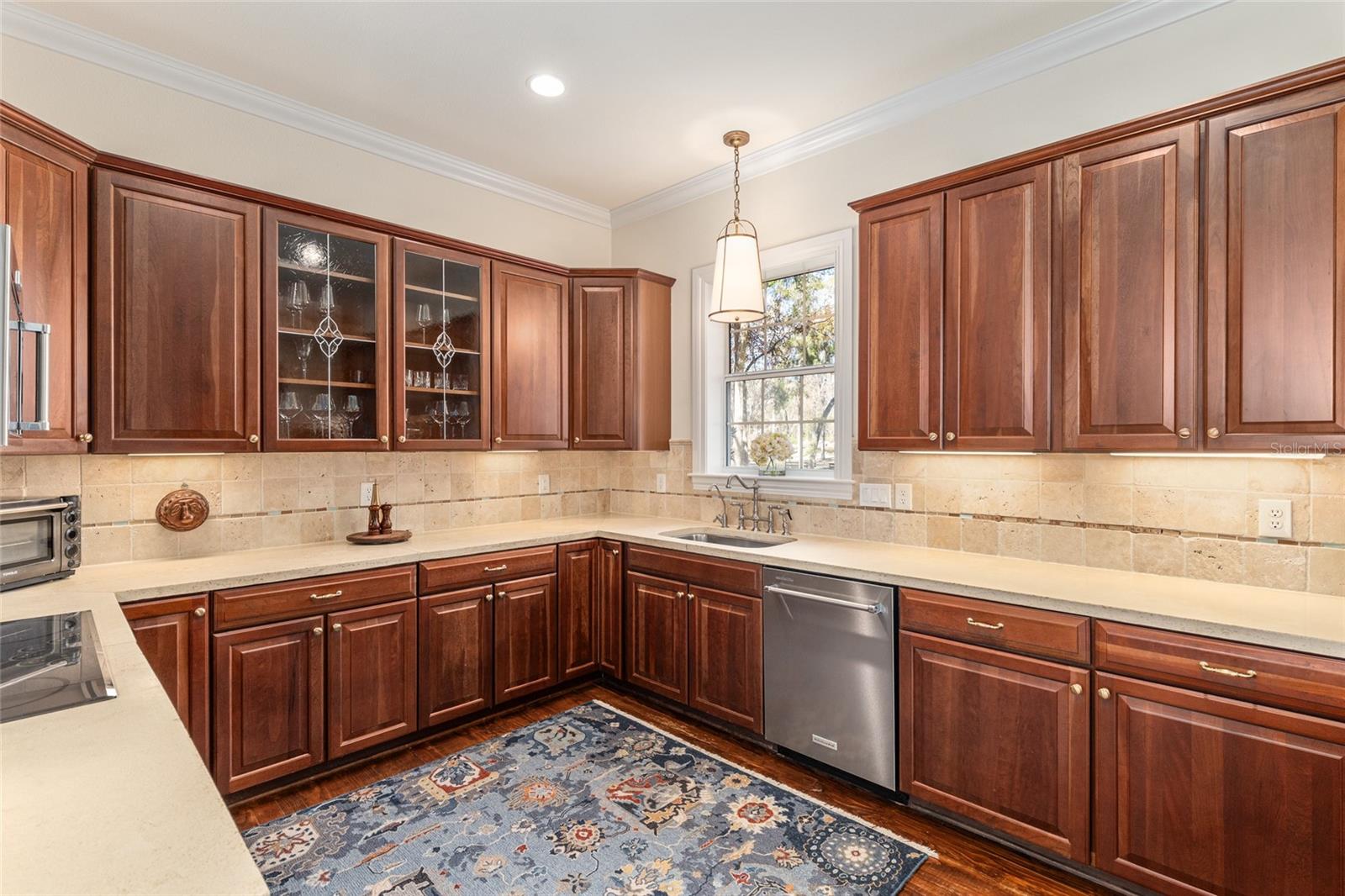 Image 15 of 70 For 33 Lake Wood Circle