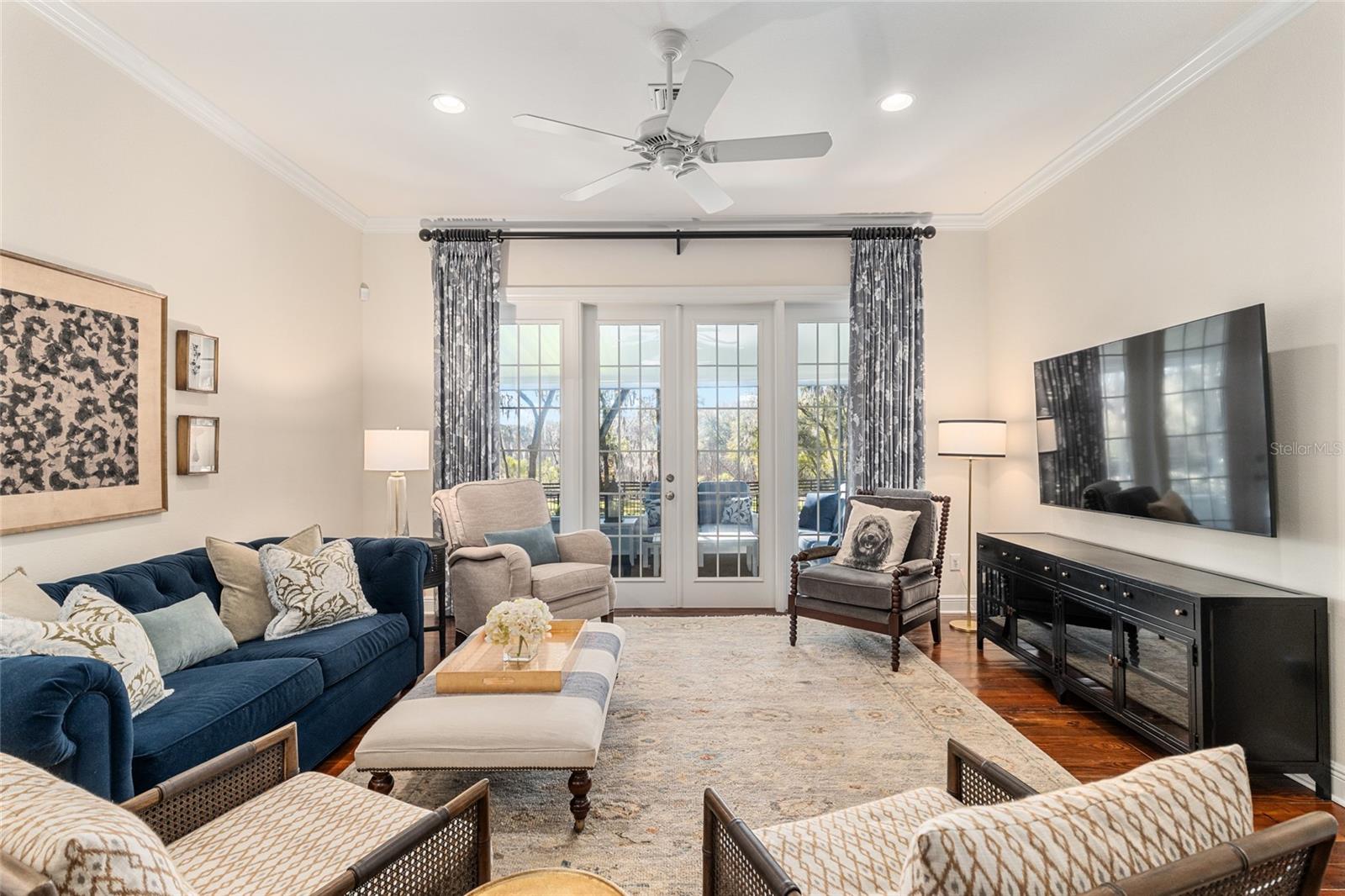 Image 23 of 70 For 33 Lake Wood Circle