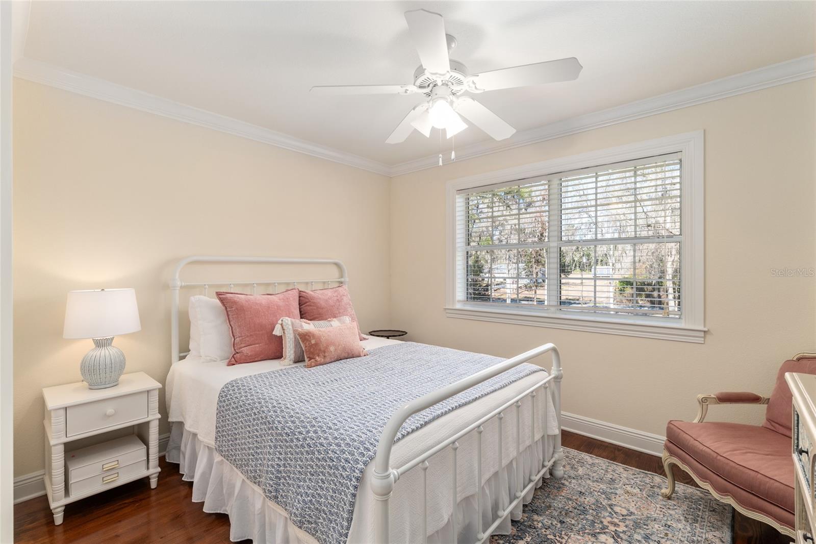 Image 49 of 70 For 33 Lake Wood Circle