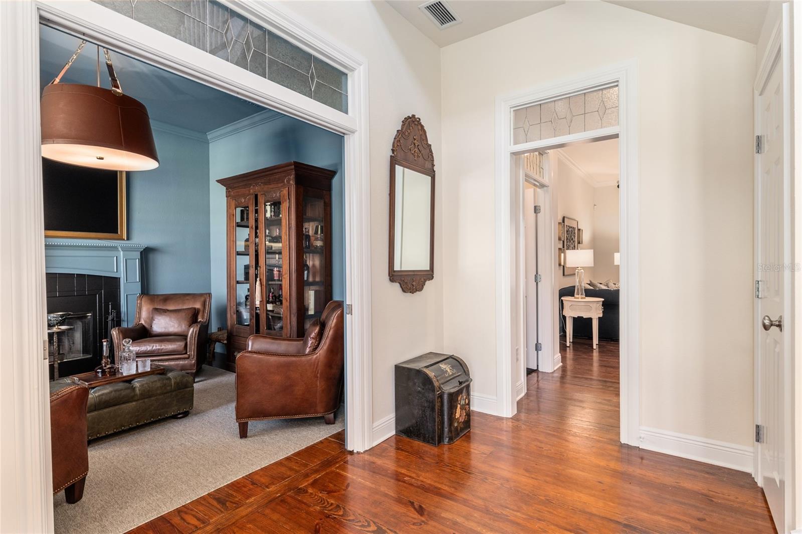 Image 6 of 70 For 33 Lake Wood Circle