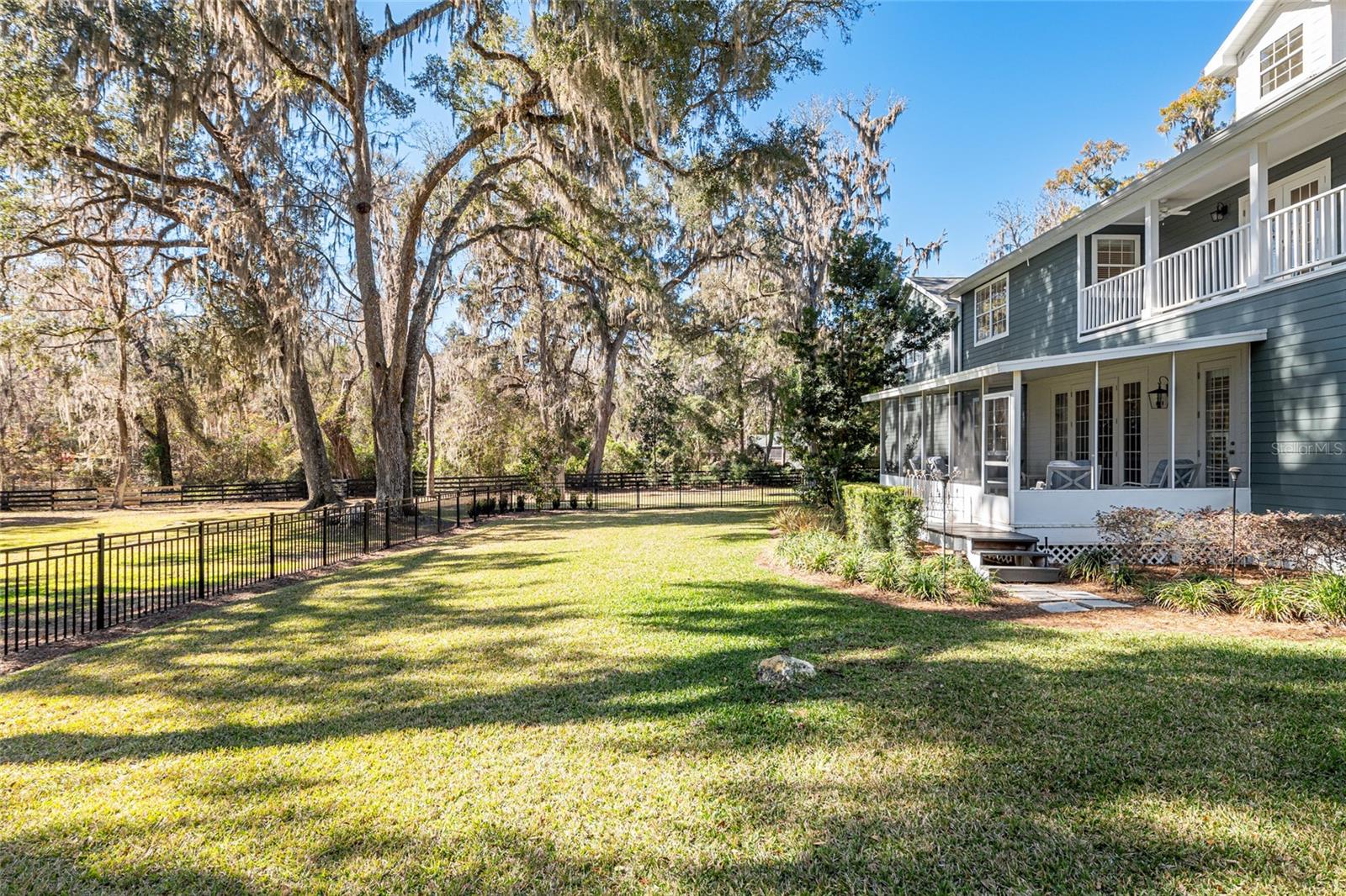 Image 65 of 70 For 33 Lake Wood Circle