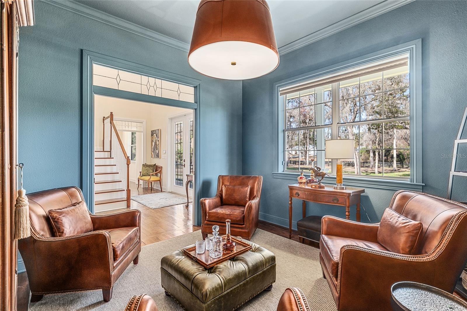 Image 8 of 70 For 33 Lake Wood Circle