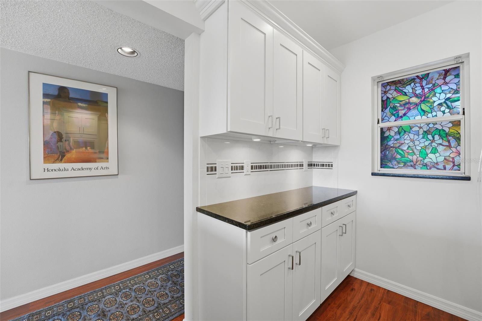 Image 11 of 28 For 437 Cerromar Lane 520