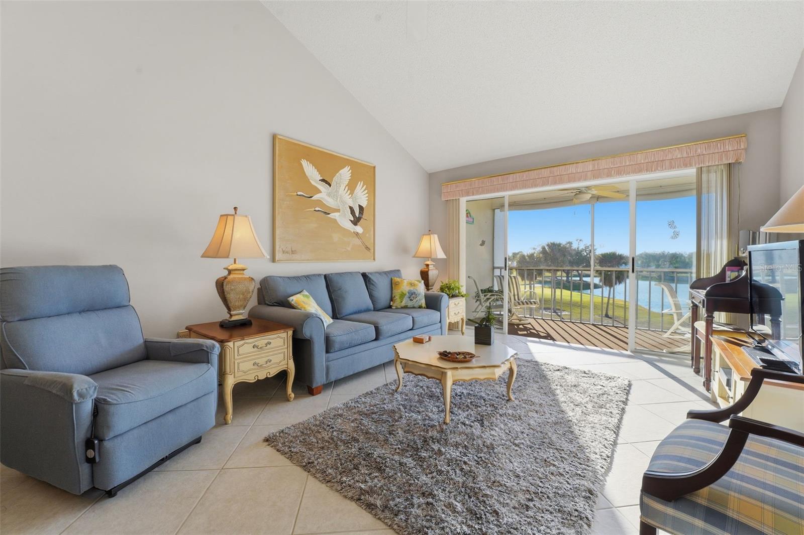 Image 13 of 28 For 437 Cerromar Lane 520