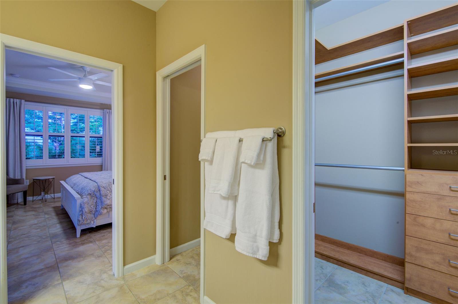 Image 22 of 44 For 12232 Marsh Pointe Road