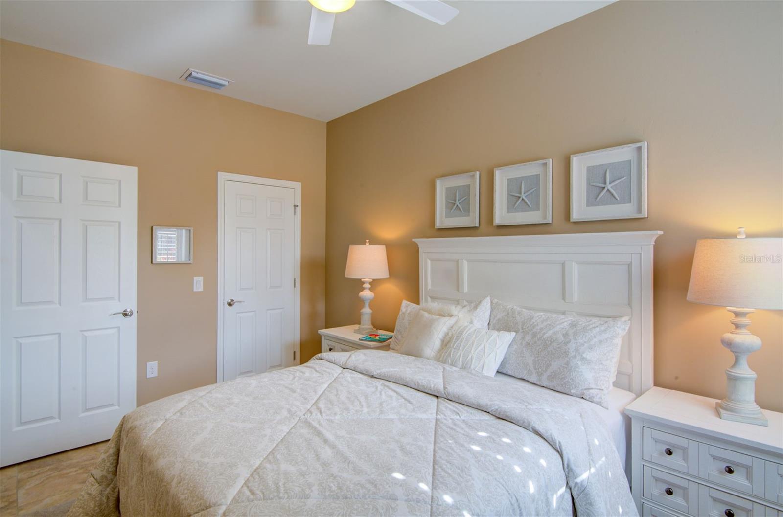 Image 28 of 44 For 12232 Marsh Pointe Road