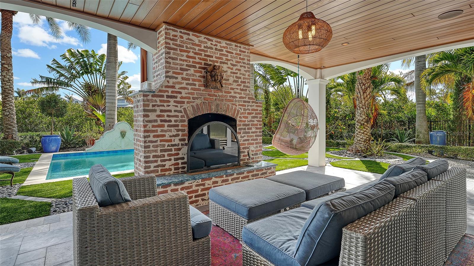 Image 37 of 57 For 513 Villa Rosa Way