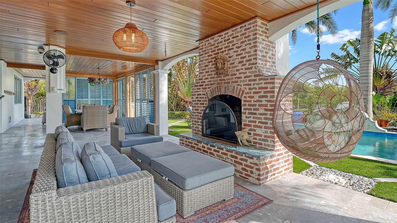 Image 4 of 57 For 513 Villa Rosa Way