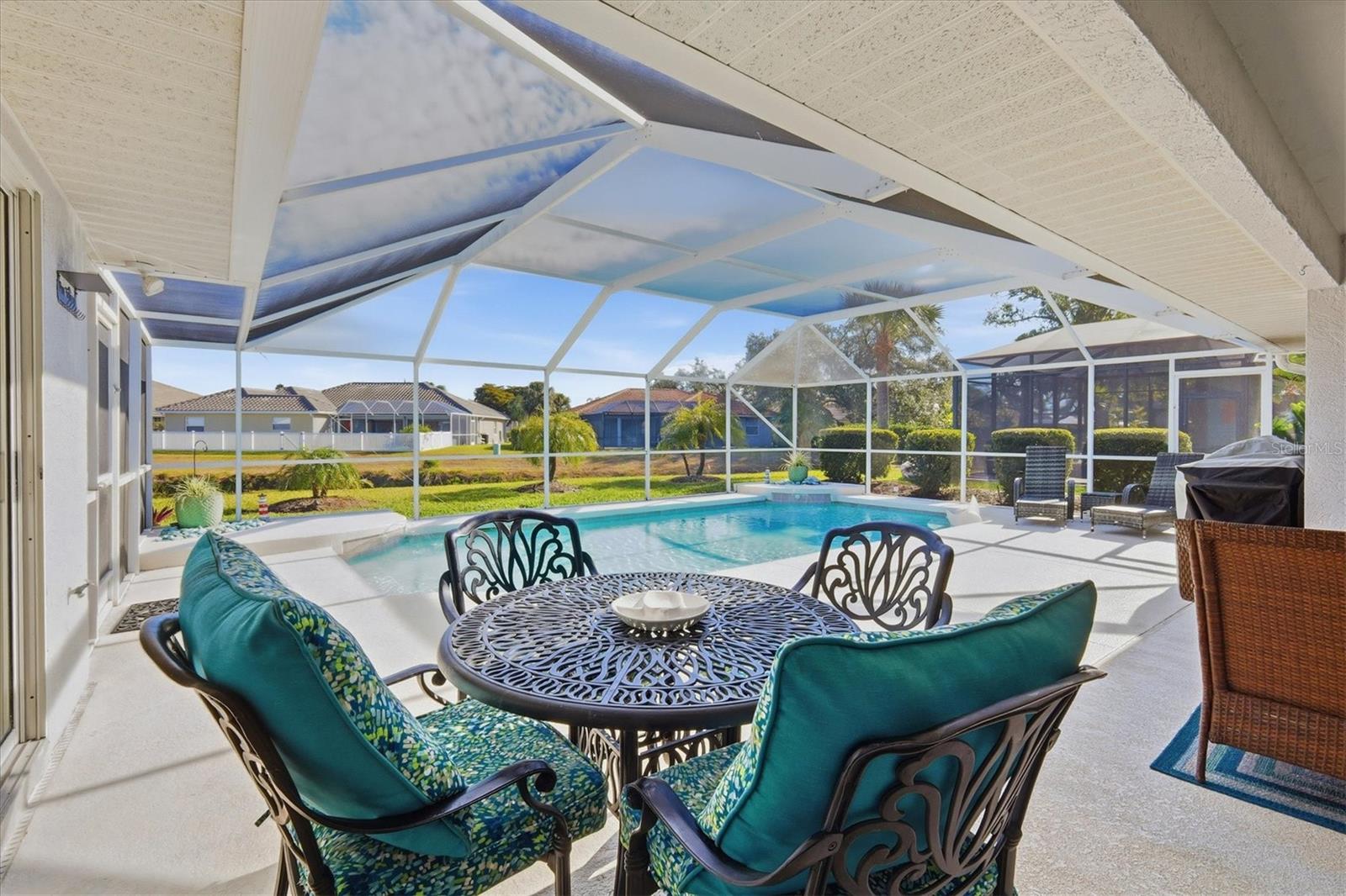 Image 28 of 40 For 1060 Truman Street