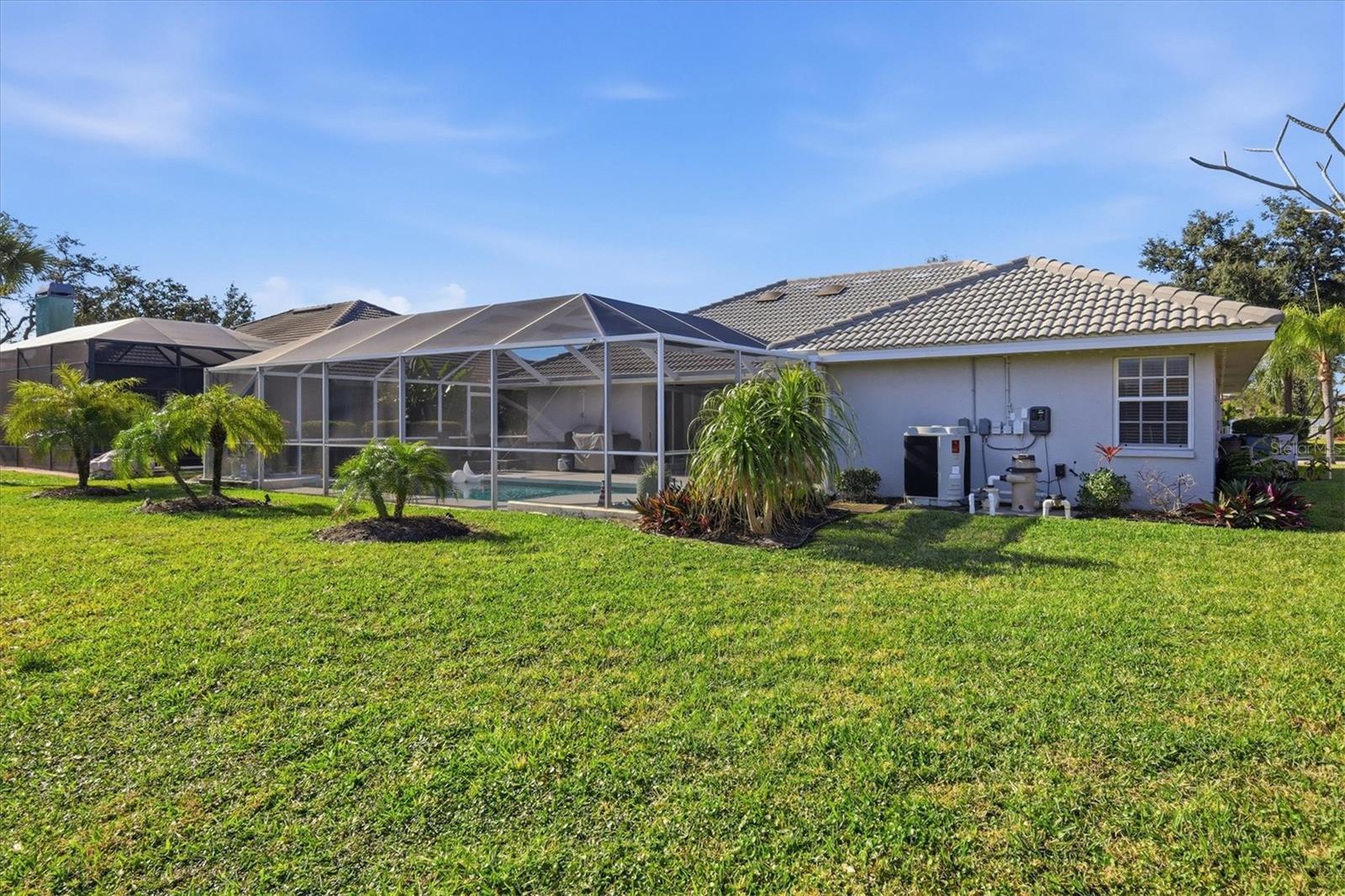 Image 34 of 40 For 1060 Truman Street