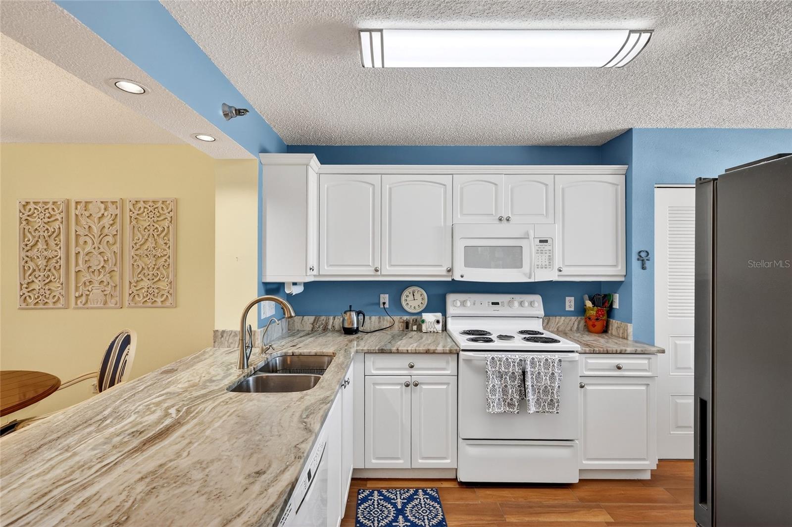 Image 4 of 42 For 3750 Pinebrook Circle 403