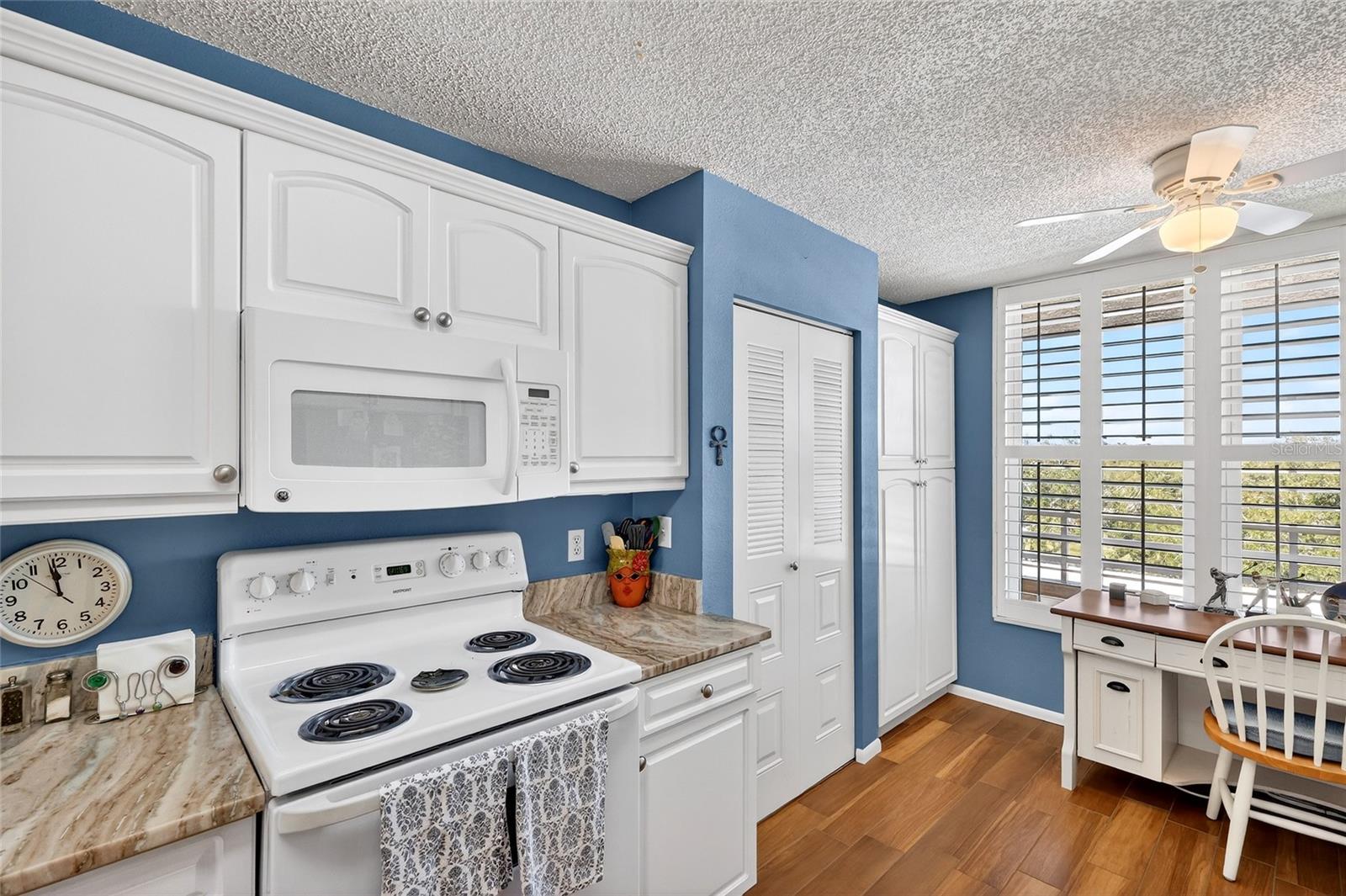 Image 5 of 42 For 3750 Pinebrook Circle 403