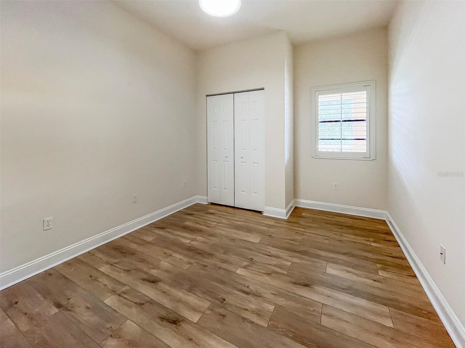 Image 13 of 26 For 7710 Lake Vista Court 206