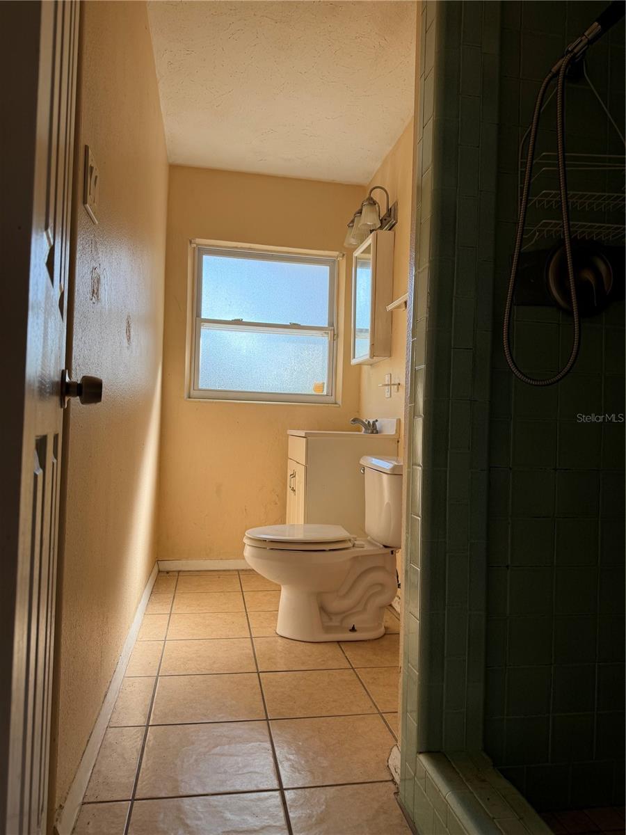 Image 10 of 30 For 1062 40th Street